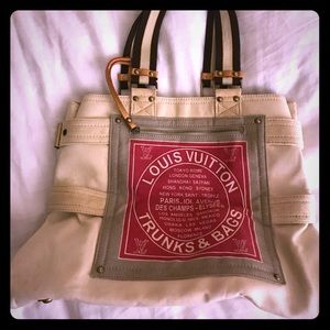 Tote bag